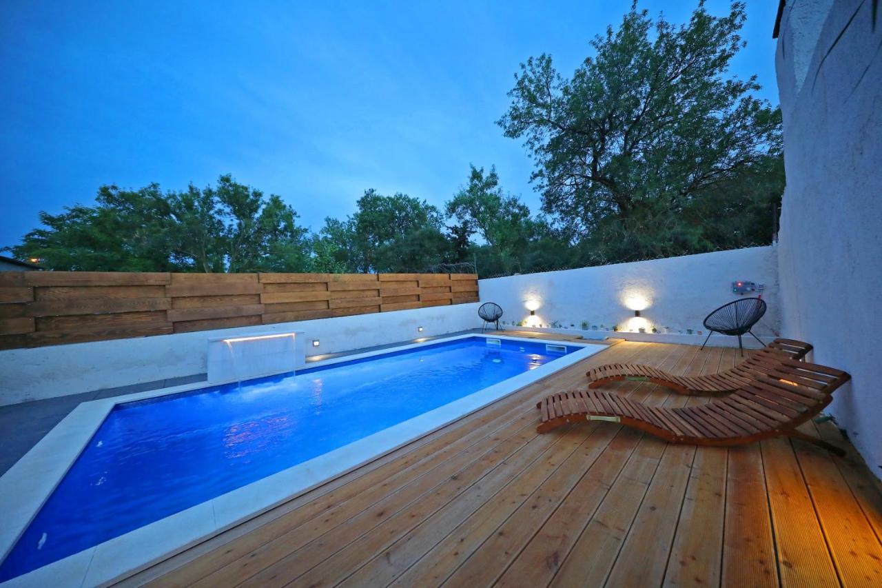 Anchi Holliday House Villa *