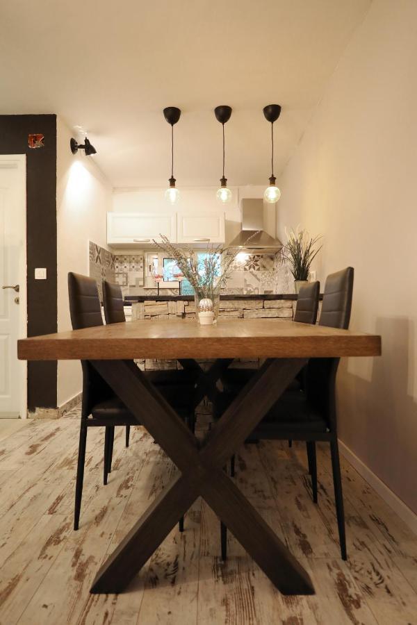Anchi Holliday House Villa