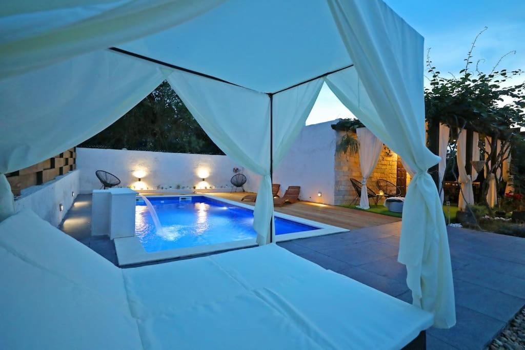 Villa Anchi Holliday House