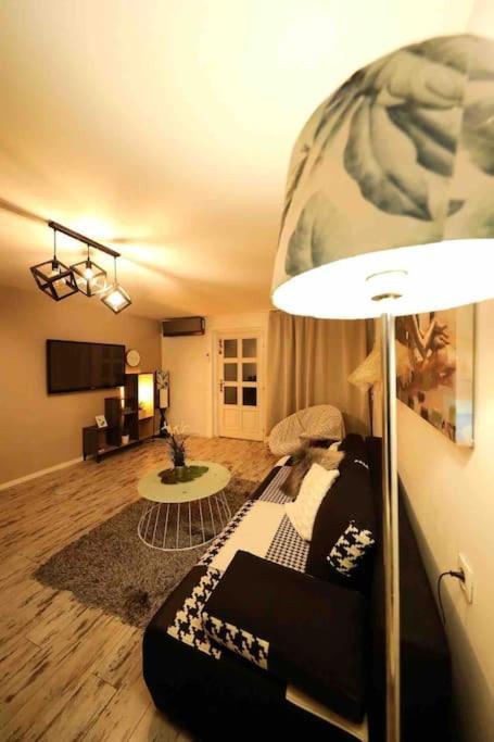 Anchi Holliday House Villa